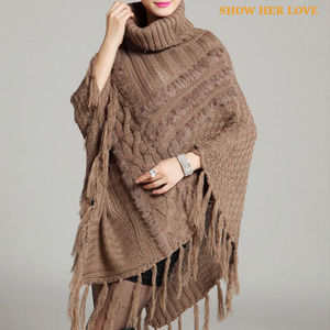 Poncho w/Rabbit Fur Stripes